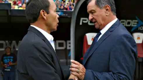 José Guadalupe Cruz y Enrique Meza serían los candidatos al banquillo rojiblanco como plan B