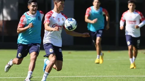 El seleccionador mexicano elogió al mediocampista de Chivas