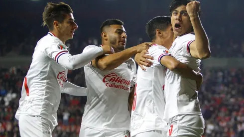 Marca Claro debatió si Chivas hizo bien en hacer públicos los castigos