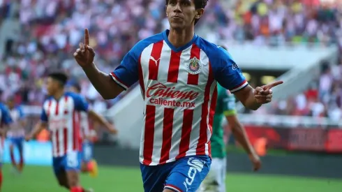 Macías colecciona tres tantos, que se han traducido en victorias para Chivas