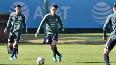 Angulo resaltó la importancia que Chivas retome la base de la selección mexicana
