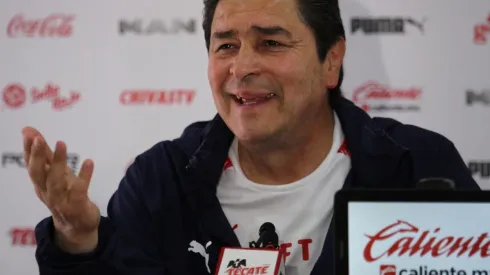 El entrenador rojiblanco colecciona ocho victorias en este ciclo con Chivas