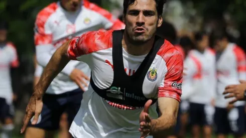 Briseño habría dejado la concentración rojiblanca para acompañar a su esposa en el alumbramiento