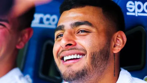 Vega se burla de Briseño en polémica jugada del entrenamiento.