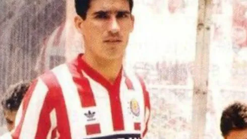 El ex atacante rojiblanco habló de lo que ha cambiado Chivas en el tiempo