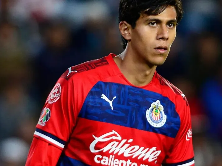 ¿PSV quiere endulzar a Chivas?