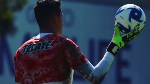 Gudiño está entrenándose desde casa como todo el plantel de Chivas