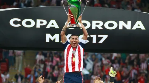 Salcido fue campeón con Chivas en 2017