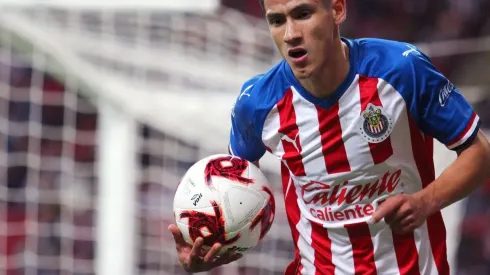 Antuna sorprendió a sus seguidores con el extravagante cambio de look