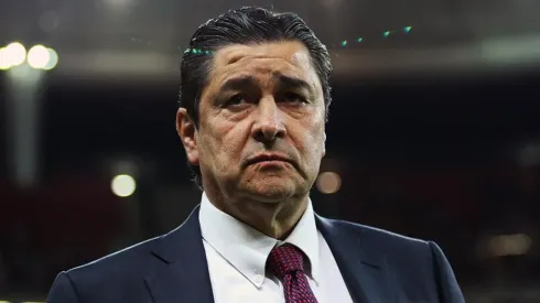 Tena espera trabajar al menos un mes antes del inicio del torneo.