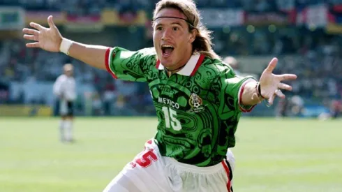 Luis Hernández no llegó a Chivas por no cortarse el pelo