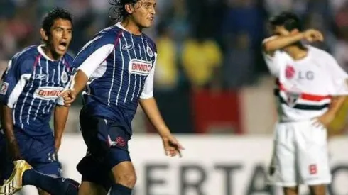 Martínez silenció el Estadio Morumbí con su gol tras quedarse con un hombre menos