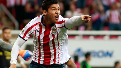 Zaldívar saldría de Chivas si José Juan Macías se queda.