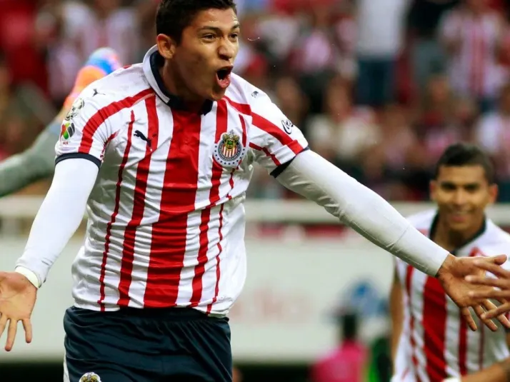 Zaldívar confirma con resignación y un acertijo su cambio de dorsal