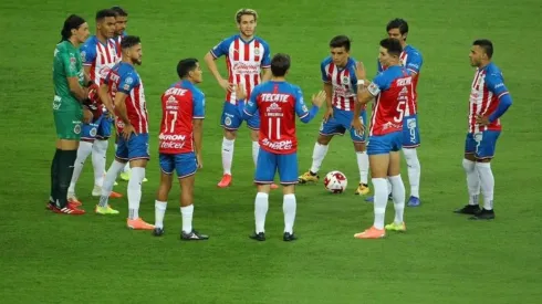 El "Flaco" Tena, a diferencia de los dos partidos pasados, mantendría a su once inicial tras el medio tiempo