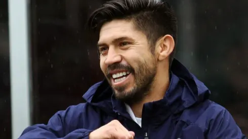 Oribe Peralta responde a quienes piden su retiro del futbol.