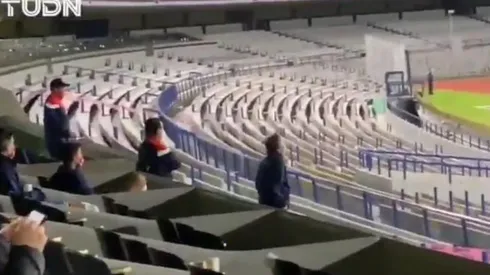 Peláez no ocultó su molestia con la polémica decisión de Oscar Macía al final del partido