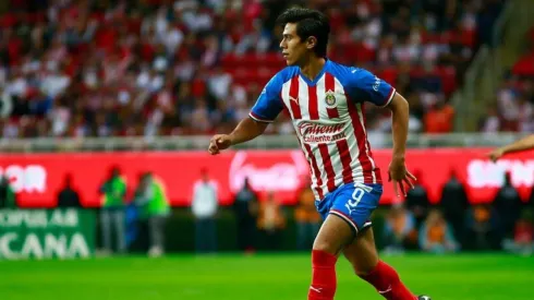 Real Sociedad viene a la carga por Macías.