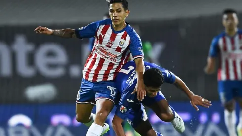 Chivas tendría que cambiar su esquema por la lesión de Zaldívar