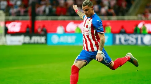 Calderón será el titular frente a Santos.