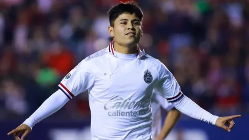 Chofis López confiesa que rechazó ofertas para salir de Chivas.