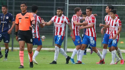 Chivas Sub-20 golea a San Luis con la magia de Vega