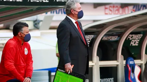 Vucetich confiesa haber tenido acercamientos con Chivas años anteriores.