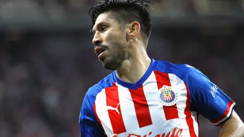 Peralta busca un espacio dentro de Chivas