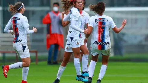 Chivas consiguió su tercera victoria de la temporada