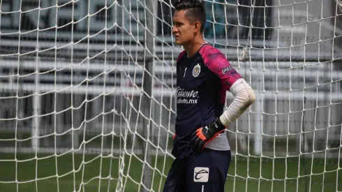 Raúl Gudiño se pierde el partido con Querétaro por una dolencia leve
