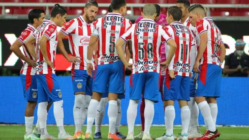 Chivas visita este sábado a su eterno rival en el Clásico Nacional con una alineación casi intacta