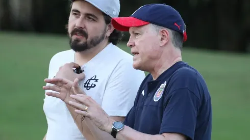 Peláez agradeció a Amaury Vergara la libertad para elegir a Vucetich como entrenador de Chivas