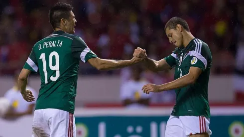 Chicharito aplaude actitud de Oribe tras la polémica del Clásico Nacional.