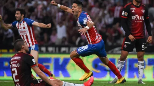 Jesús Molina se perdería al menos las próximas dos fechas del Guard1anes 2020 con Chivas, incluido el Clásico Tapatío