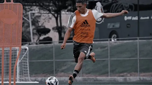 Antuna será el único de Chivas esta noche en el 11 inicial de la Selección Mexicana