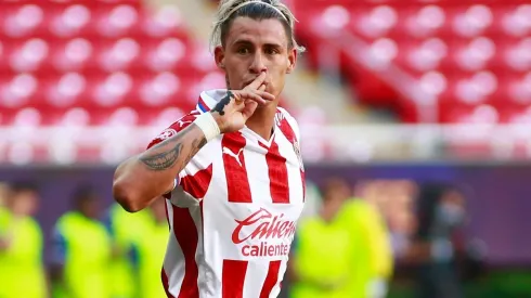 Cristian Calderón sigue recuperándose de una lesión en el tobillo