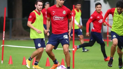 Jesús Molina deberá probarle a Vucetich que puede superar al "Gallito" Vázquez en la posición de su nuevo sistema táctico