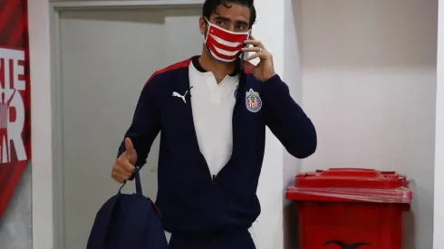 Briseño confirmó ser uno de los tres contagiados en Chivas como adelantó Rebaño Pasión