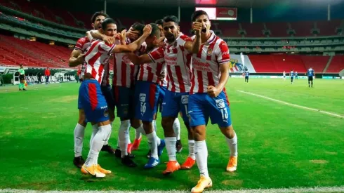 Chivas tiene increíble precisión de pases en la Liga MX.