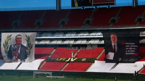 Chivas honró la memoria de Jorge Vergara