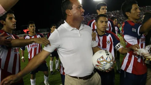 Efraín Flores atacó al presente desempeño de las Chivas y lo catalogó de fracaso