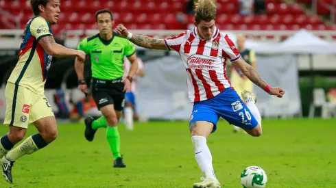 El potente disparo de Cristian Calderón dejó sin opciones a la zaga del América