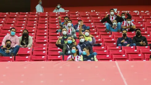 Los aficionados presentes respetaron y cumplieron las normas previstas para este partido