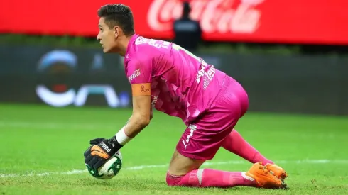 Gudiño se mostró muy solvente en su arco durante el partido de ida del Clásico Nacional en esta Liguilla