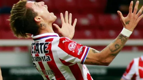 Cristian Calderón, la figura del Clásico Nacional, fue padre entre semana.