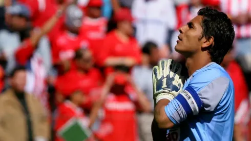 Sánchez se ganó el apodo de "San Oswaldo" por sus reflejos en el arco de las Chivas