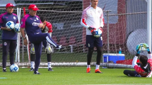 Chivas habría decidido no incorporar a un nuevo portero.