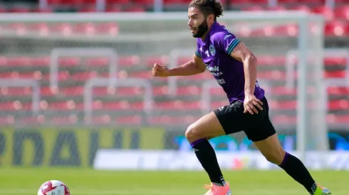 César Huerta regresa a Chivas de Guadalajara tras estar a préstamo durante un año en el Mazatlán FC.