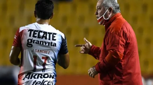 Vucetich prefirió quedarse con Mayorga y adelantar a Calderón tras la negativa de Pumas por Alan Mozo