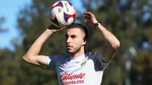 Mayorga recibió la bienvenida oficial de Chivas